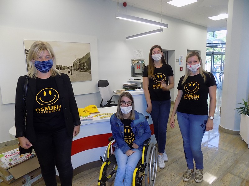 Dana 22.09.2020. u Hrvatskoj knjižnici i čitaonici Pleternica održana je promocija naših dvaju projekata: ''Volontiraj s Osmjehom 2'' i ''Zaigraj u klubu Osmjeh''. Oba projekta financira Ministarstvo za demografiju, obitelj, mlade i socijalnu politiku.